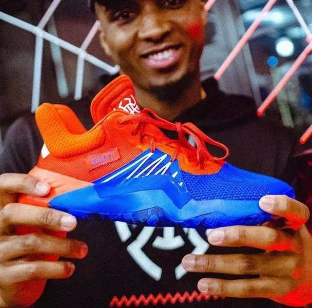 薪资与转会 薪资与转会